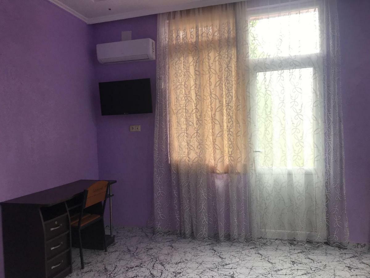 Guest House Saba Batumi Exterior foto